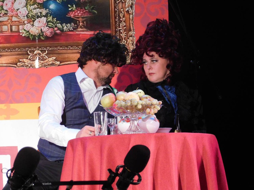 Гастроли народного самодеятельного коллектива любительского театра «Визави» в г. Бирюч Гастроли народного самодеятельного коллектива любительского театра «Визави» в г. Бирюч